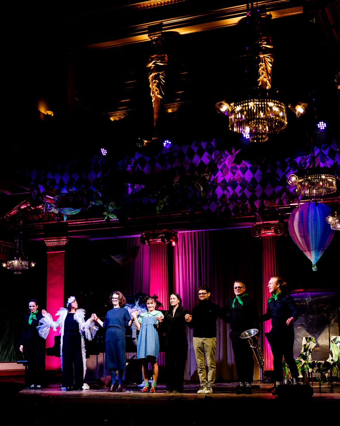Curtain call on the stage of the Musikverein.